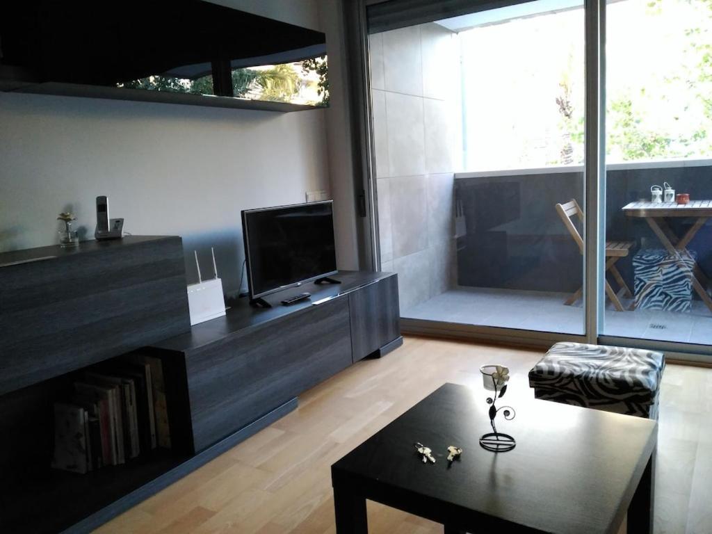 Luxury Flat, 3 Bedrooms, 2 Bathrooms And Swimming Pool Next To The Beach!! Sant Adria de Besos Exterior photo